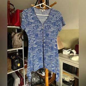 Chaus Blue and White Patterned Top, Size Small, Very Good Condition
